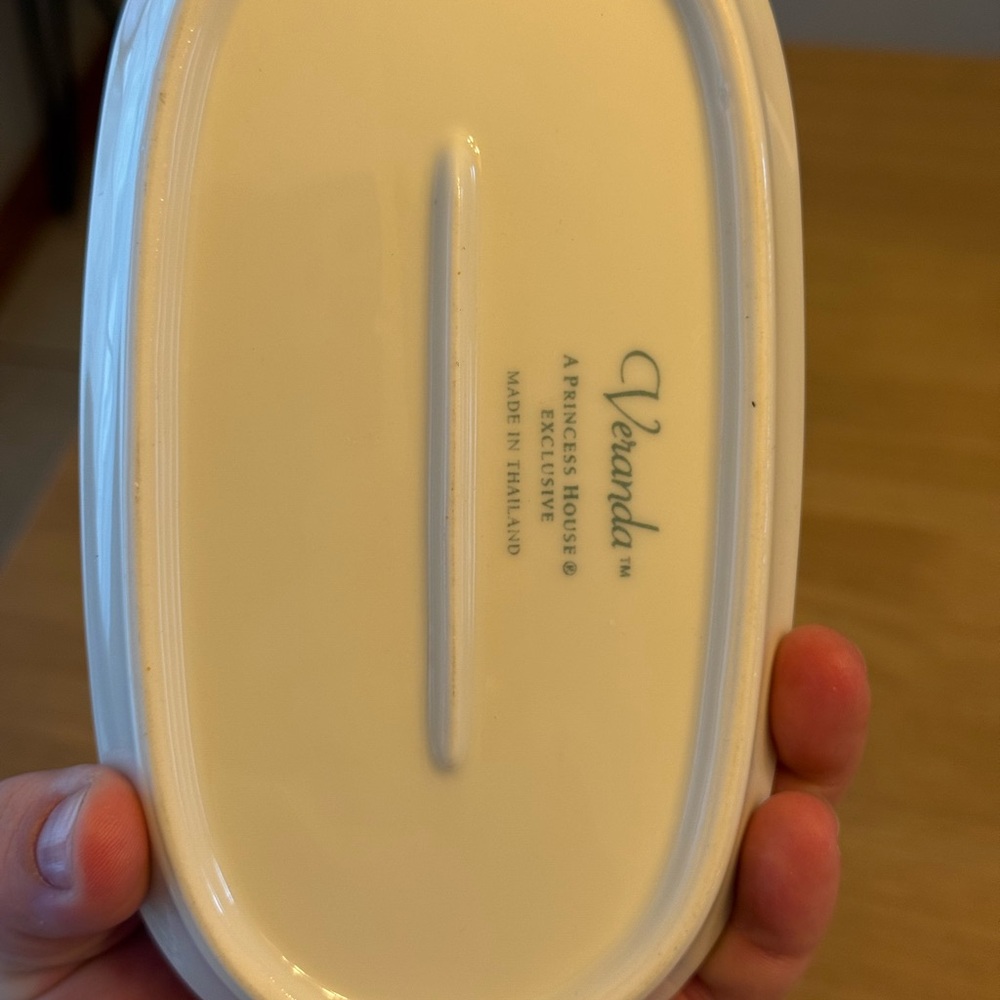 Vintage PRINCESS HOUSE PORCELAIN VERANDA BUTTER DISH - Picture 3 of 7